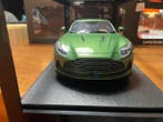 GT Spirit 1:18 - Modelauto - Aston Martin DB12, Nieuw