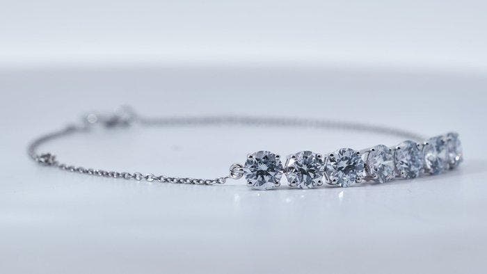 Zonder minimumprijs - Armband - 14 karaat Witgoud - 2.39ct., Handtassen en Accessoires, Armbanden