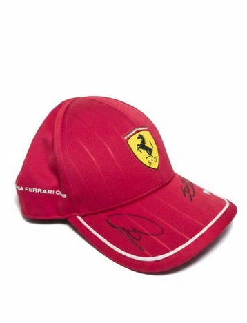 Ferrari - EXCLUSIVE PRO ATHLETE - Lewis Hamilton & Charles, Nieuw