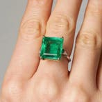 Ring - 18 karaat Witgoud Smaragd - Diamant, Nieuw