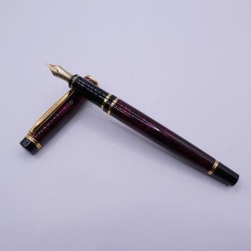 Pilot - Pilot Grance Fountain Pen Red Marble Gold Trim, Nieuw