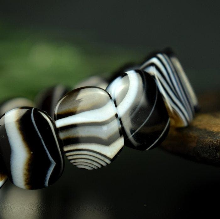 Onyx, bandagaat - kwaliteitsjuweel - prachtige patronen -, Collections, Minéraux & Fossiles