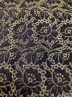 Bijzonder suèdeachtig weefsel, C020 maat 3,40 x 0,80 m -