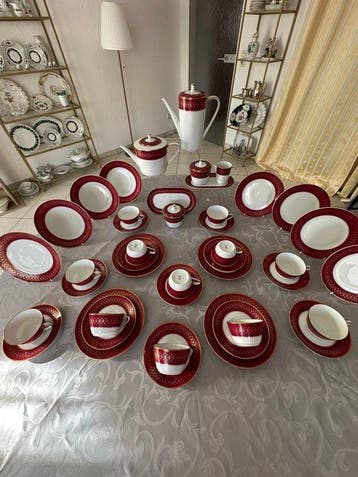 Hutschenreuther - Noblesse - Rot mit reichster