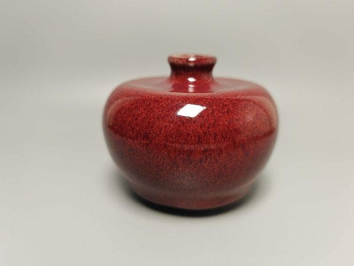 Vase en forme de pomme à glaçure rouge, transformé au four,, Antiquités & Art, Antiquités | Autres Antiquités
