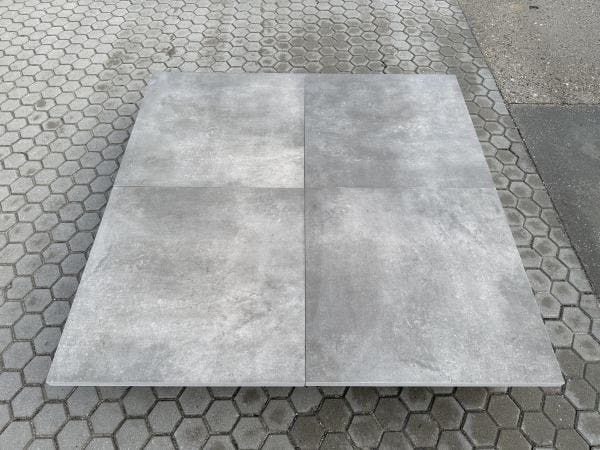 Veiling - 32,34 M2 Keramische Tegel Taupe 70x70x3,2 Cm, Tuin en Terras, Tegels en Klinkers