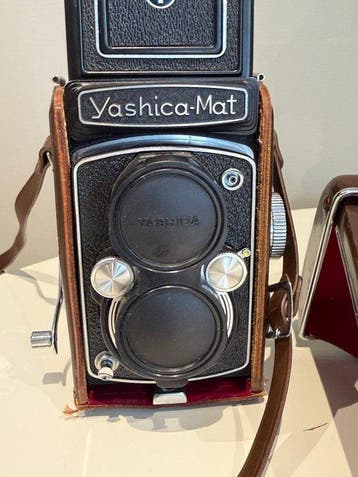 Yashica -Mat Twin-Lens Reflex (TLR) 6x6 Medium Format Camera, Audio, Tv en Foto, Nieuw
