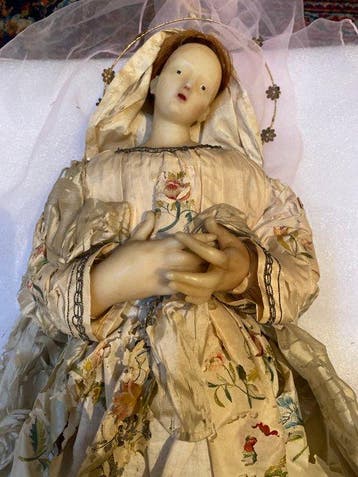 Beeld - Maagd Maria - 45 cm - Was, Textiel, Metaal -