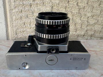 Praktica LTL + Carl Zeiss Jena DDR Pancolar 1.8/50mm Analoge