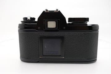 Nikon EM with Ai-s Zoom-NIKKOR 35-105mm F3.5-4.5 Single lens
