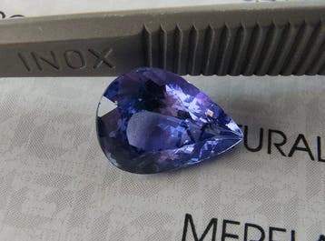 1 pcs Bleu, Violet Tanzanite - 2.37 ct - International