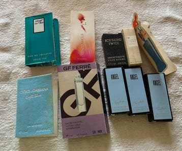 Dior - Parfumfles (124) - Plastic, Papier - Grote