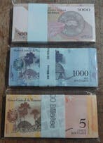 Wereld. - 3 bundles - 300 banknotes - various dates (Zonder, Postzegels en Munten