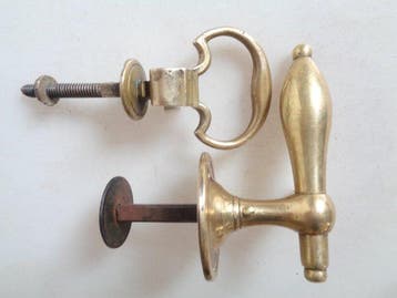 Antiek Deurbeslag - 2 Antieke deurkrukken - 1850-1900