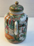 Theepot (3) - Porselein - Prachtige theepot en kopjes