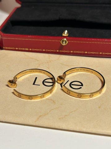 Cartier - Boucles doreilles cerceau - Love - 18 carats Or