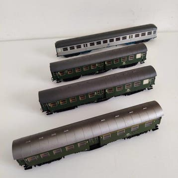 Märklin H0 - 41322, 4131 - Modeltrein personenwagonset (4) -, Hobby en Vrije tijd, Nieuw