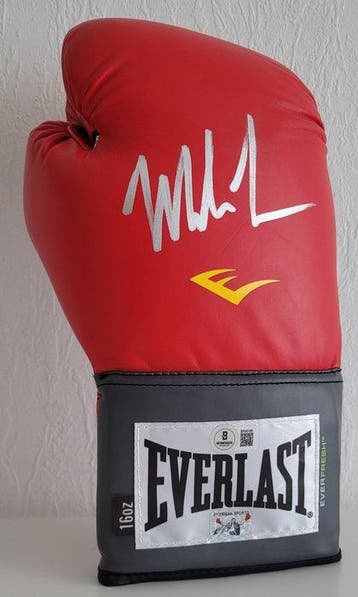 Mike Tyson - Boxing glove