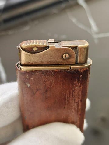 Unkown - Semi-Automatic - Aansteker - Brass & Leather, Collections