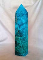 Monolithe taillé dans lapatite Azul - Hauteur : 280 mm -, Verzamelen