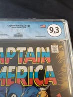 Captain America #125 - EGC 9.3 - Captured...in Viet Nam! - 1