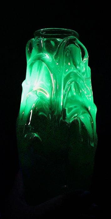 Škrdlovice - Jan Beranek - Vase - Ouraline, Antiquités & Art