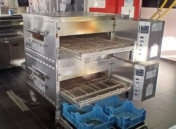Middleby Marshall dubbele pizzaoven gas in VEILING, Zakelijke goederen, Horeca | Keukenapparatuur, Gebruikt, Ovens, Microgolfovens en Steamers