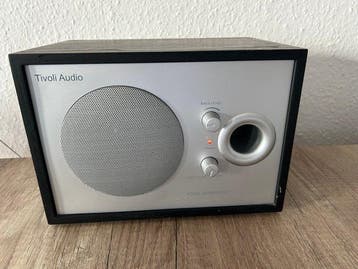 Tivoli Audio by Tom DeVesto - Modèle de caisson de basses, TV, Hi-fi & Vidéo
