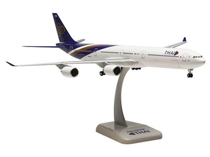 Schaal 1:200 Hogan 4944 Airbus A340-600 Thai Airways Reg...., Hobby & Loisirs créatifs, Modélisme | Avions & Hélicoptères, Enlèvement ou Envoi
