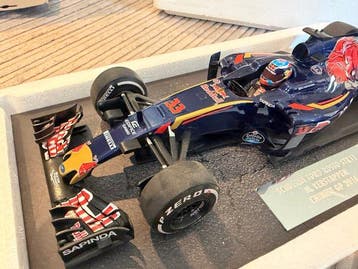 Minichamps 1:18 - Model raceauto - Max Verstappen Toro Rosso, Nieuw
