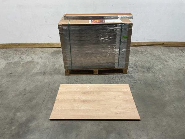 Veiling - 23,7m² Purity Pulse eiken loft laminaatvloer, Bricolage & Construction, Planches & Dalles