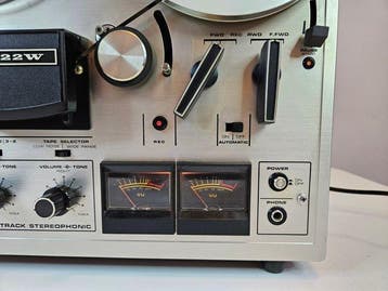 Akai - 1722W / 4-Track 2-Speed Stereo Reel-to-reel deck 18