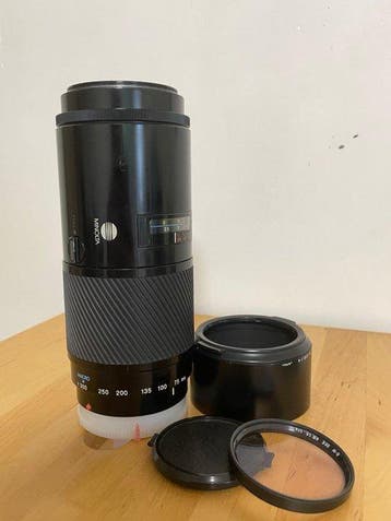 Minolta AF 75-300mm f4.5-5.6 macro Beercan Zoomlens, Nieuw