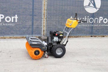 Veiling: Veegmachine SWS 800 GE Benzine 4.4kW 2026 Nieuw, Ophalen
