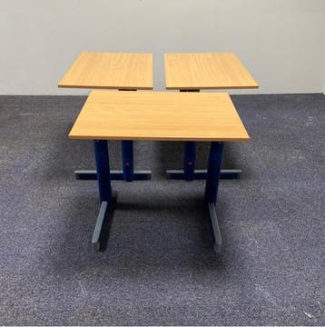 complete set 3 schooltafels,  Presikhaaf (stip rood), Beuken, Huis en Inrichting, Gebruikt