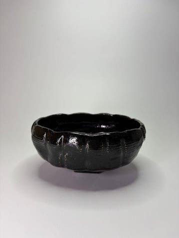 Japanse Zwarte Raku-stijl Chawan (theebowl) -, Antiek en Kunst