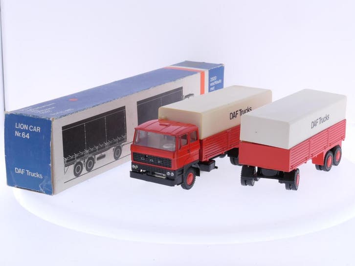 Schaal 1:50 Lion Car Nr.64 Daf 2800 vrachtauto met aanhan..., Hobby en Vrije tijd, Modelauto's | 1:50, Gebruikt, Ophalen of Verzenden
