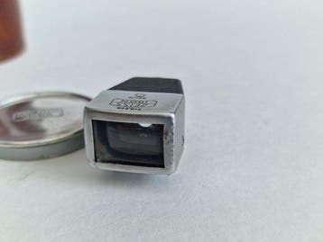 Carl Zeiss Jena Biogon 1:2.8 f= 35mm + finder Cameralens