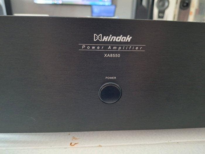 XINDAC - XA-8550 Solid state eindversterker, Audio, Tv en Foto, Radio's
