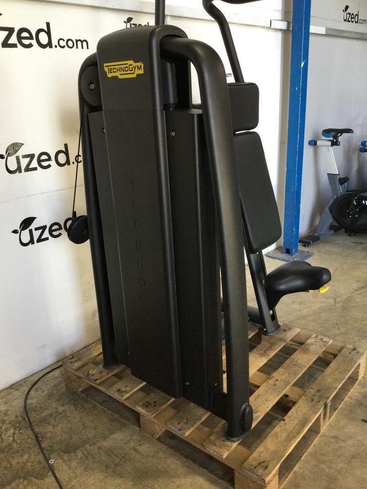 Technogym Selection 700 Vertical Traction, Sports & Fitness, Appareils de fitness, Enlèvement ou Envoi