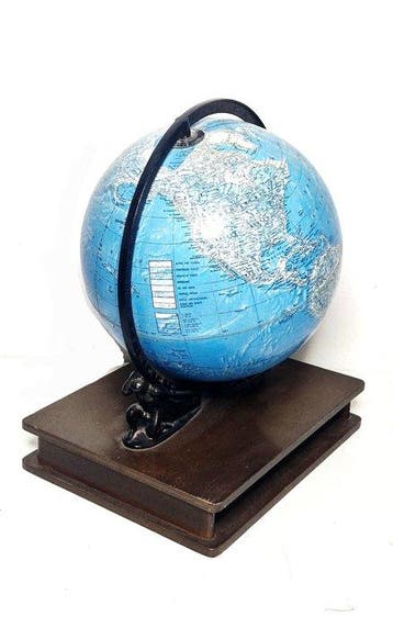 Globe - 1970-1980, 1980-1990