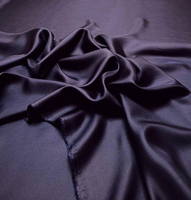 B265 - 630 x 140 cm - Twill in 100% pura seta di Como -, Antiek en Kunst, Antiek | Tapijten, Tafelkleden en Textiel