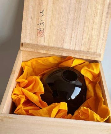 Wajima Nuri-lakvaas door Fujino Koichiro, Butterfly Kinji