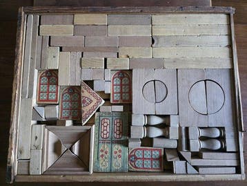 GMR - Spelstuk - Set di blocchi da costruzione in legno con