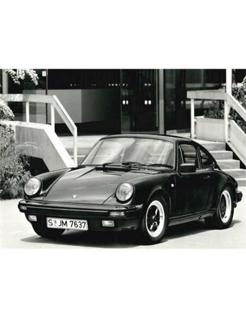 1988 PORSCHE 911 CARRERA COUPÉ PERSFOTO