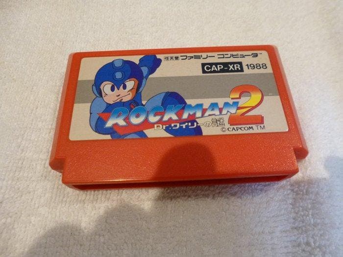 Capcom - Famicom (Japanese NES) - Rockman 2 / Rockman 4 /, Games en Spelcomputers, Spelcomputers | Overige Accessoires