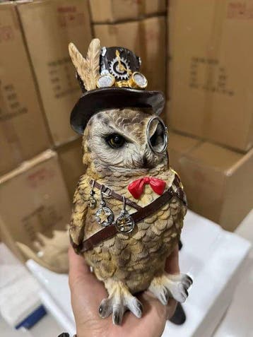 Punk-style owl figurine - Beeld, Dr. Owl - 23 cm - Hars