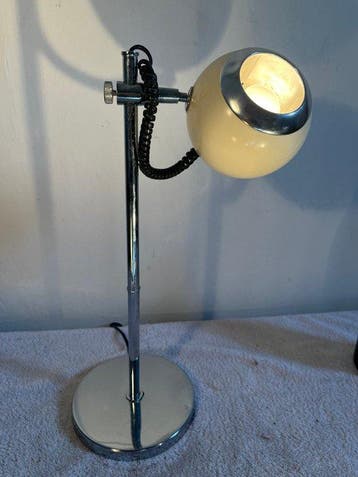 Lampe de table - Métal, Plastique, Chrome