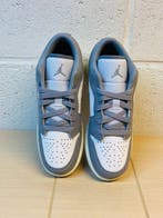 Air Jordan - One Low White Grey Fog P38,5 - Sneakers - Maat:, Nieuw