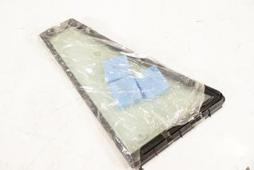 BMW E34 5 Serie Touring OEM Ruit deur rechts achter NIEUW!, Ophalen of Verzenden